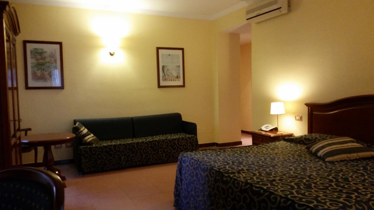 Hotel Villa Ada بوزالو المظهر الخارجي الصورة